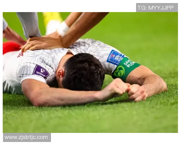 卡塔尔足球明星趣味搞笑瞬间大集合让你捧腹大笑的精彩画面