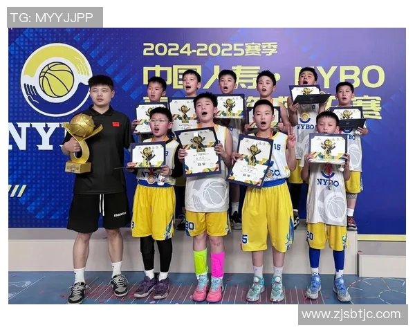 任骏飞带领球队奋勇拼搏展现篮球精神与团队力量的精彩瞬间